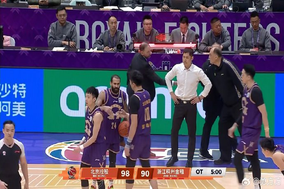 B费助攻库尼亚破门 曼联1-0送切尔西4连败